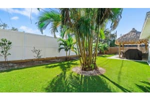 6750 FLAMINGO WAY, ST PETERSBURG, FL 33707 - MLS#MFRTB8431768