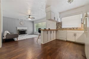 10927 72ND AVENUE, SEMINOLE, FL 33772 - MLS#MFRTB8431875