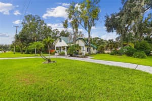 807 JOHNSON STREET, PLANT CITY, FL 33563 Sold 12/12/25