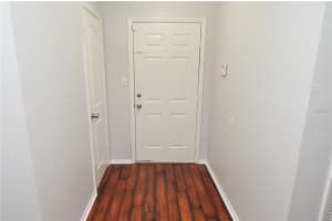 8605 MALLARD RESERVE DRIVE, TAMPA, FL 33614 - MLS#MFRTB8431891