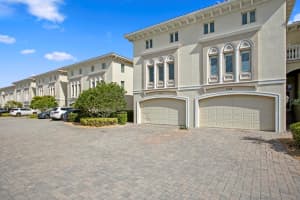 1040 PASEO DEL RIO NE, ST PETERSBURG, FL 33702 - MLS#MFRTB8431967