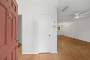 13010 LORNA PLACE, TAMPA, FL 33618 - MLS#MFRTB8431985