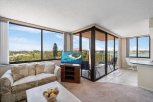6218 PALMA DEL MAR BOULEVARD, ST PETERSBURG, FL 33715 - MLS#MFRTB8431991