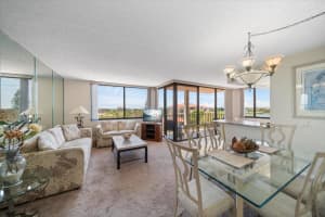 6218 PALMA DEL MAR BOULEVARD, ST PETERSBURG, FL 33715 - MLS#MFRTB8431991