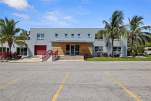 10830 Navajo Dr, ST PETERSBURG