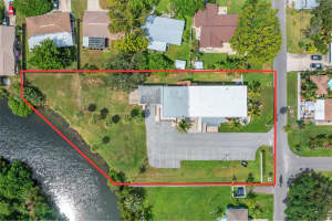 10830 NAVAJO DRIVE, ST PETERSBURG, FL 33708 - MLS#MFRTB8432031
