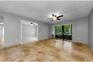 3211 LAKE PINE WAY, TARPON SPRINGS, FL 34688 - MLS#MFRTB8432052