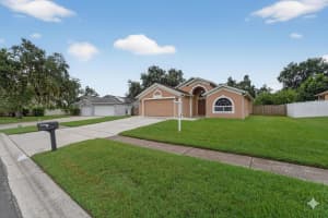 2013 LEICHESTER STREET, VALRICO, FL 33594 Sold 12/05/25
