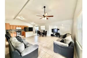 10309 PARKCREST DRIVE, TAMPA, FL 33624 - MLS#MFRTB8432107