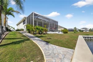 5975 BLAKENEY LOOP, APOLLO BEACH, FL 33572 - MLS#MFRTB8432136