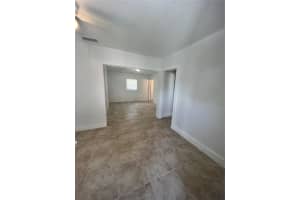 1125 13TH AVENUE, ST PETERSBURG, FL 33705 - MLS#MFRTB8432427