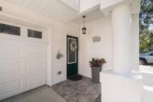 9953 INDIAN KEY TRAIL, SEMINOLE, FL 33776 Sold 12/03/25