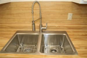 6341 Flamingo Dr Apollo Beach, FL 33572 - Off Market