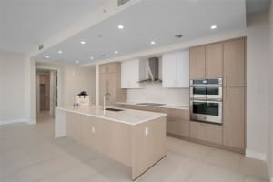 275 1ST AVENUE, ST PETERSBURG, FL 33701 - MLS#MFRTB8432505