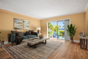 13734 ORANGE SUNSET DRIVE, TAMPA, FL 33618 - MLS#MFRTB8432543