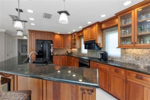 309 BUTTONWOOD LANE, LARGO, FL 33770 Sold 11/18/25