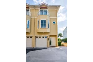 1063 PINELLAS BAYWAY S, ST PETERSBURG, FL 33715 - MLS#MFRTB8432547