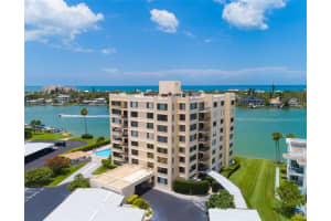 750 ISLAND WAY, CLEARWATER BEACH, FL 33767 - MLS#MFRTB8432561