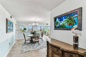 750 ISLAND WAY, CLEARWATER BEACH, FL 33767 - MLS#MFRTB8432561