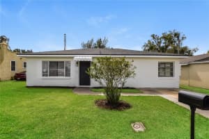 102 SAINT LOUIS AVENUE, EUSTIS, FL 32726 - MLS#MFRTB8432598