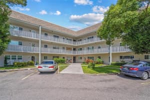 2440 WORLD PARKWAY BOULEVARD, CLEARWATER, FL 33763 - MLS#MFRTB8432599