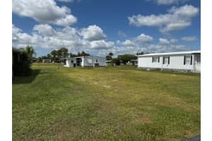 236 LA ROSAS, NORTH PORT, FL 34287 - MLS#MFRTB8432638