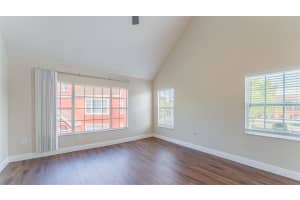 10568 WINDSOR LAKE COURT, TAMPA, FL 33626 - MLS#MFRTB8432727