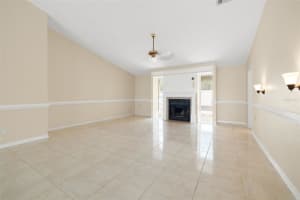 1025 COUNTRY CLUB ROAD, ST PETERSBURG, FL 33710 - MLS#MFRTB8432732