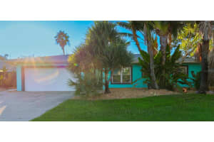 10136 Paradise Blvd, TREASURE ISLAND