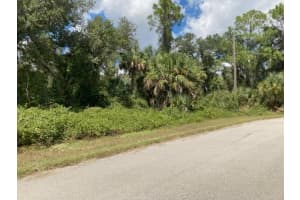 2563 SCENIC ROAD, NORTH PORT, FL 34288 Sold 12/05/25