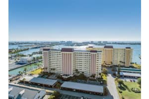 4550 COVE CIRCLE, ST PETERSBURG, FL 33708 - MLS#MFRTB8432821