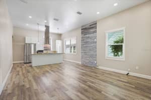 1809 COLUMBUS DRIVE, TAMPA, FL 33605 - MLS#MFRTB8432827