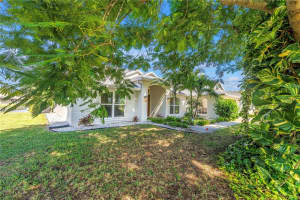 2505 ROY HANNA DRIVE, ST PETERSBURG, FL 33712 - MLS#MFRTB8432940