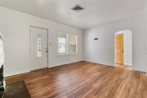 2845 VALENCIA WAY, ST PETERSBURG, FL 33705 - MLS#MFRTB8433072