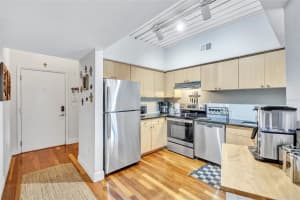 2421 HORATIO STREET, TAMPA, FL 33609 - MLS#MFRTB8433137