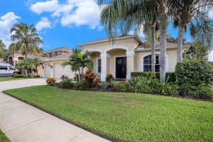 8750 CRYSTAL CREEK COURT, LAND O LAKES, FL 34638 - MLS#MFRTB8433147