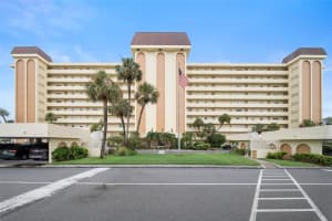 4725 COVE CIRCLE, ST PETERSBURG, FL 33708 - MLS#MFRTB8433170