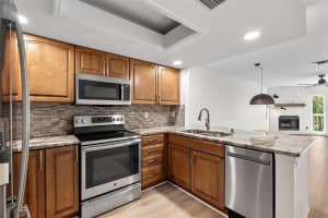 375 MADEIRA CIRCLE, TIERRA VERDE, FL 33715 - MLS#MFRTB8433196