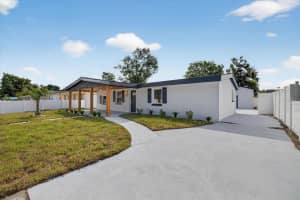 3904 HAMILTON AVENUE, TAMPA, FL 33614 - MLS#MFRTB8433215