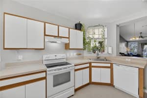 9831 CARLSDALE DRIVE, RIVERVIEW, FL 33578 - MLS#MFRTB8433260