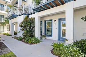 946 HIGHLAND AVENUE, DUNEDIN, FL 34698 - MLS#MFRTB8433276