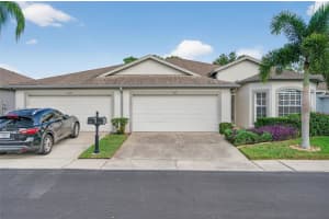 10123 Mowry Ln, TAMPA