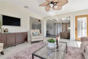 27 PARK AVENUE, TARPON SPRINGS, FL 34689 - MLS#MFRTB8433293