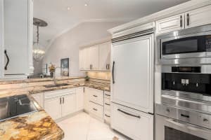 3212 LAUREL DALE DRIVE, TAMPA, FL 33618 - MLS#MFRTB8433301