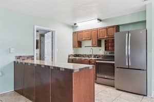 983 BROOKWOOD CT S, ST PETERSBURG, FL 33707 - MLS#MFRTB8433333