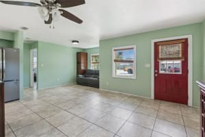 983 BROOKWOOD CT S, ST PETERSBURG, FL 33707 - MLS#MFRTB8433333