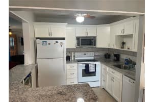 101 CAMBRIDGE TRAIL, SUN CITY CENTER, FL 33573 - MLS#MFRTB8433366