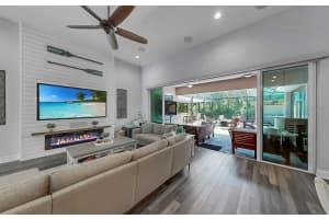 7709 PARADISO DRIVE, APOLLO BEACH, FL 33572 - MLS#MFRTB8433397