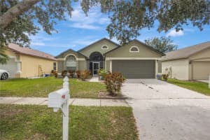 6923 WATERBROOK COURT, GIBSONTON, FL 33534 - MLS#MFRTB8433404