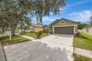 6923 WATERBROOK COURT, GIBSONTON, FL 33534 - MLS#MFRTB8433404